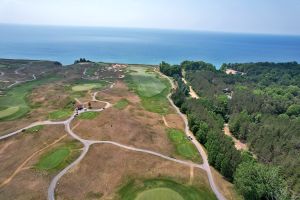 Arcadia Bluffs (Bluffs) 5th Aerial Tee